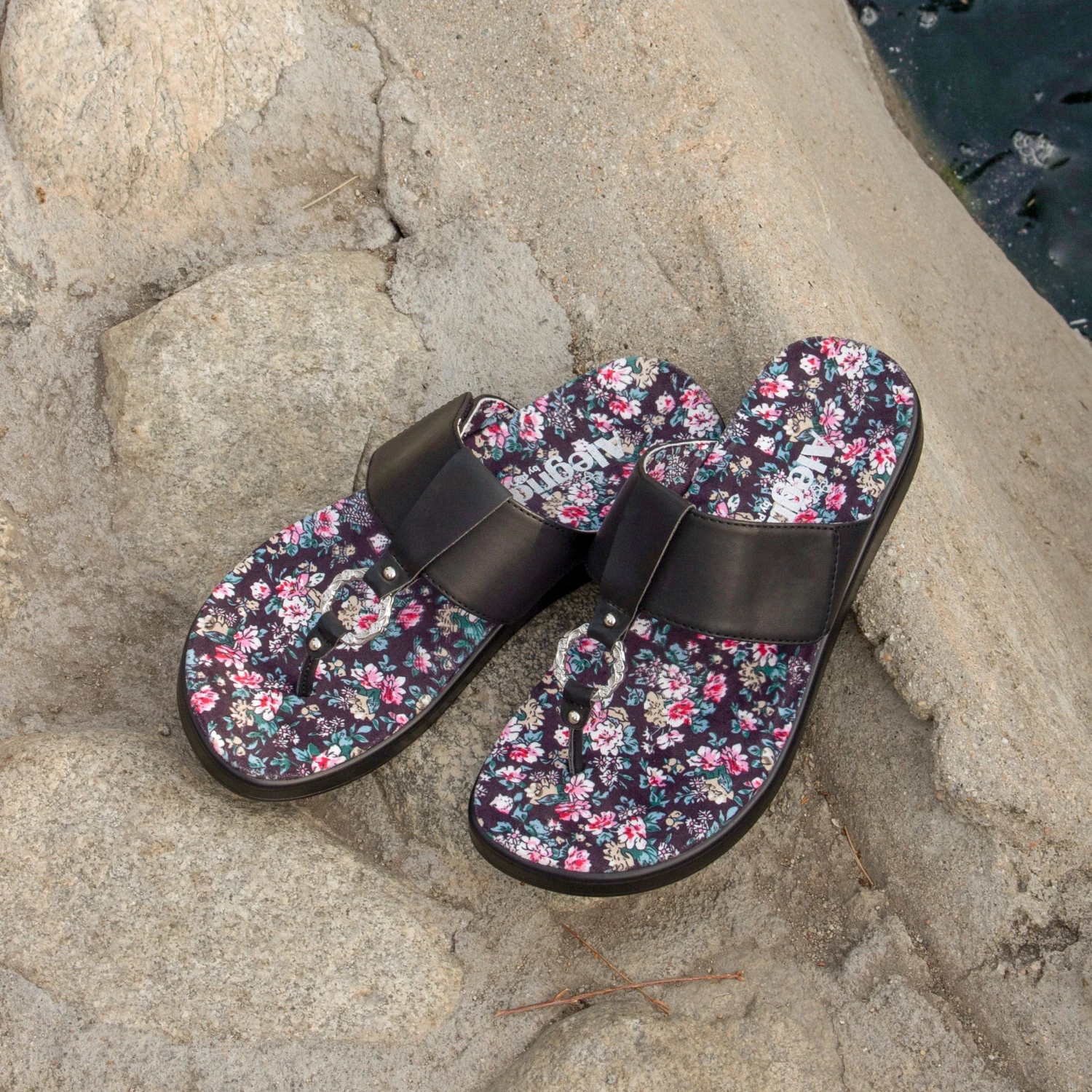 Moxi Enchanting Black Sandal 2 Moxi Enchanting Black Sandal - Image 2