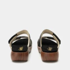 Brayah Black Sandal 8 Brayah Black Sandal -Alegria Shoes Shop BRA 7441 S3 7f5605a4 3580 4836 894f 494bfc7a21b9