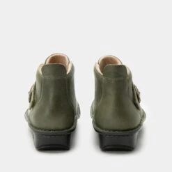 Caiti Avocado Boot -Alegria Shoes Shop CAT 6466 S3