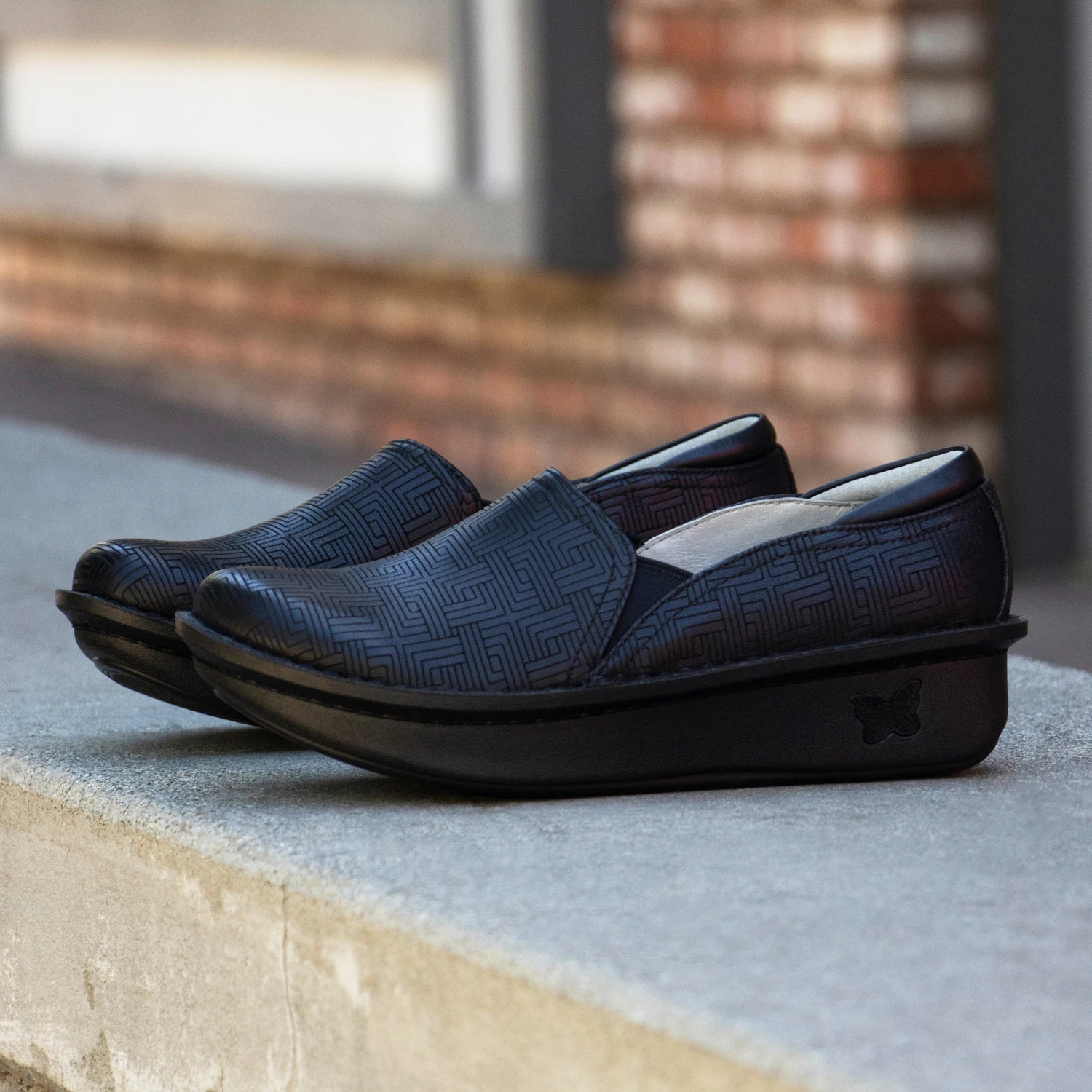 Debra Lock In Shoe 2 Debra Lock In Shoe - Image 2