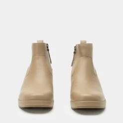 Hadi Beige Boot 12 Hadi Beige Boot -Alegria Shoes Shop HDI 6341 S5 e1a6d42d ba1e 4619 b2bd d2da797f8b57