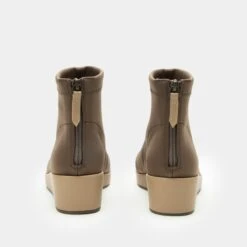 Harmoni Camel Boot -Alegria Shoes Shop HRM 6332 S3 ec0999d6 51ba 41fa ab6f 7a26b036291a
