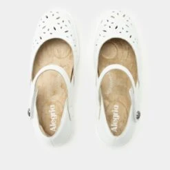 Shoes Hayes White Breeze Shoe 11 Shoes Hayes White Breeze Shoe -Alegria Shoes Shop HYS 6455 S4 06b6a338 f040 4b35 a414 ba7cb695cc37