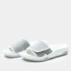 Ova8tion Dove Sandal