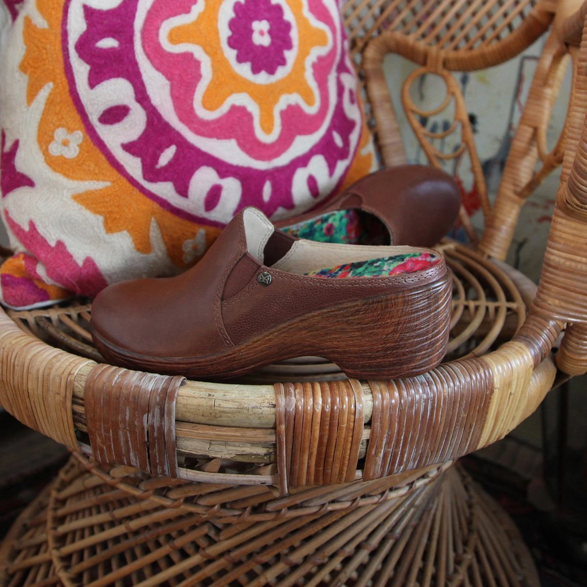 Shoes Sereniti Aged Cognac Shoe 2 Shoes Sereniti Aged Cognac Shoe - Image 2