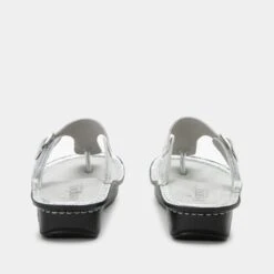 Vella Silver Sandal -Alegria Shoes Shop VEL 6130 S3