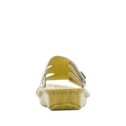 Venice Gold Your Own Way Sandal 7 Venice Gold Your Own Way Sandal -Alegria Shoes Shop ven 293 s3